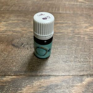 Young Living One Heart Essential Oil Blend - 5 ml - Unopened Brand new